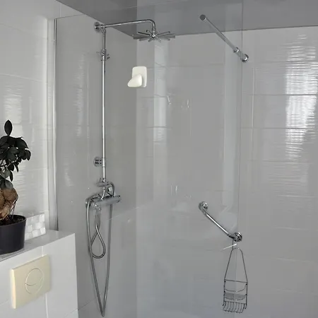 La Grussan-hotes Bed & Breakfast جرْويسا