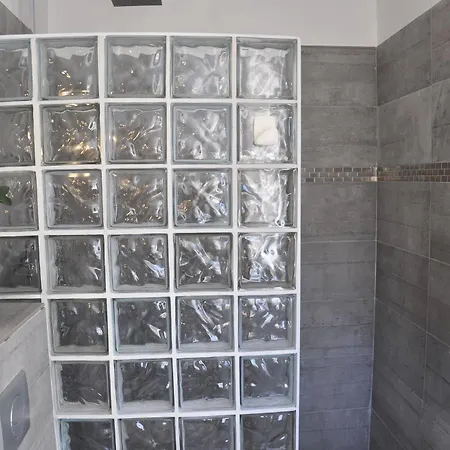 La Grussan-hotes Bed & Breakfast جرْويسا